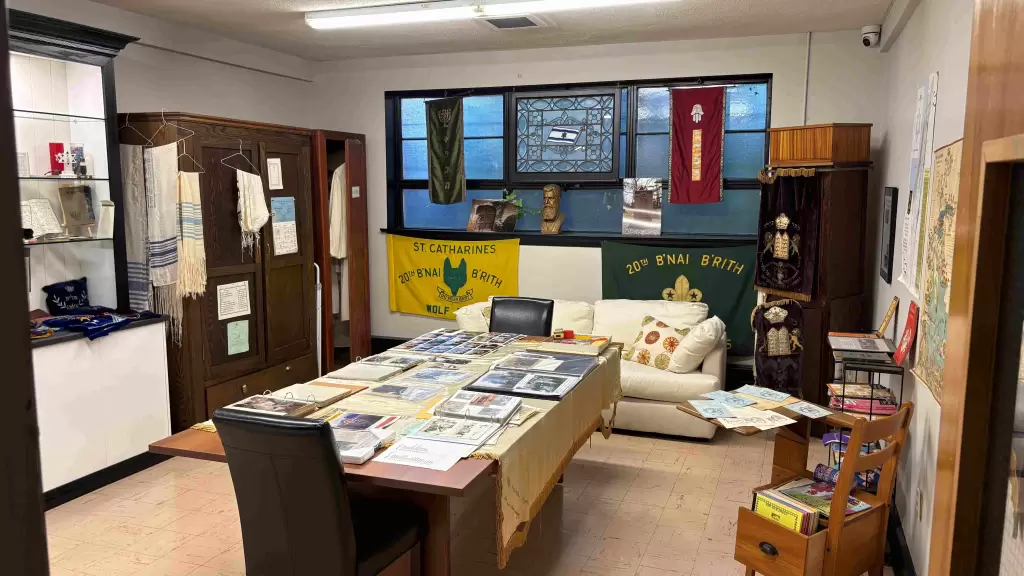Various items displayed at the Congregation B’nai Israel Museum.